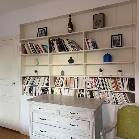 Charming House بيت للعطل