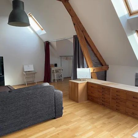 بيت للعطل Charming House